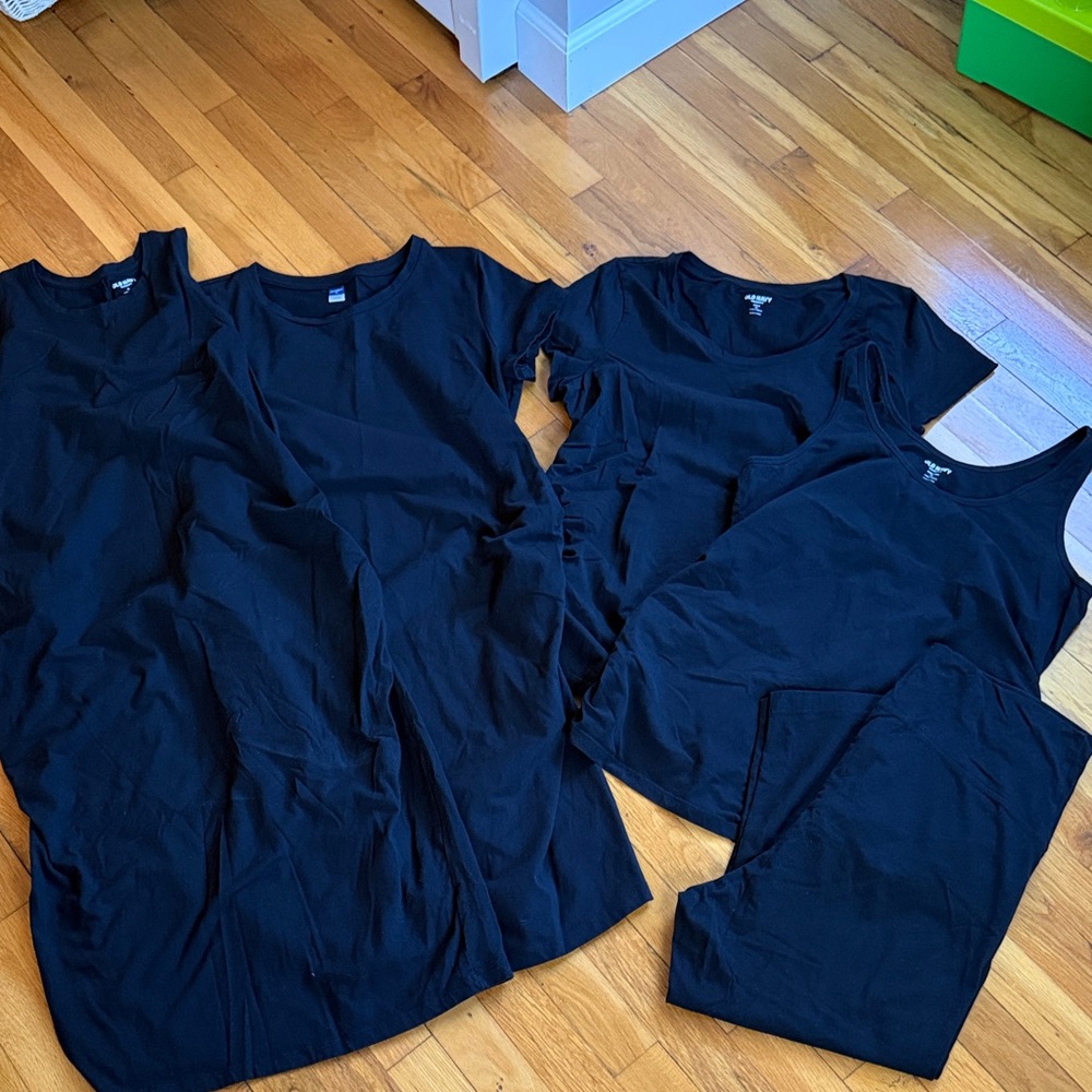 Bundle of Old Navy Black Maternity